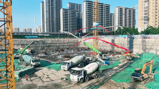 31小時(shí)，7000方！特固德商砼圓滿完成中建二局跨國(guó)區(qū)域總部集聚區(qū)項(xiàng)目1#樓筏板混凝土供應(yīng)任務(wù)